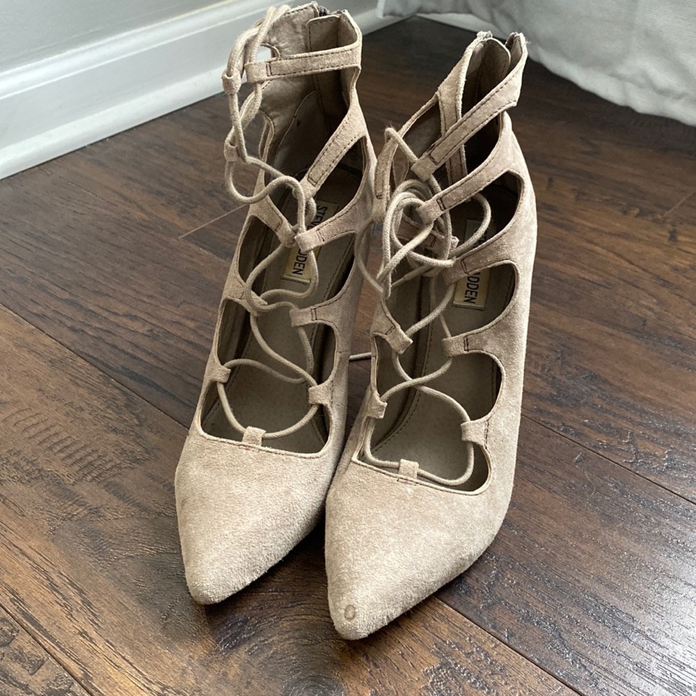 Steve Madden gray lace up heels